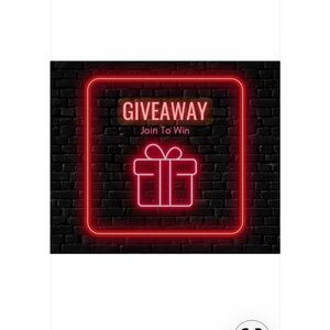 Free Shipping / Giveaway